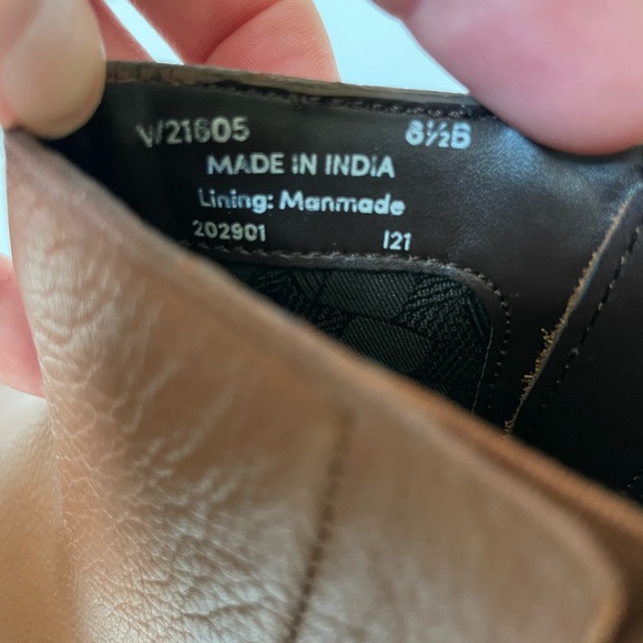 Like NEW Cole Hann Addie Zippered Booties Size 8.5 - Picture 10 of 14